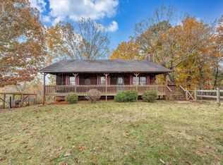 1215 Ridgecrest Dr, Vinton, VA 24179