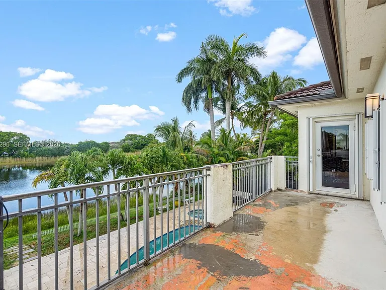3654 SW 150th Ct — Photo 36