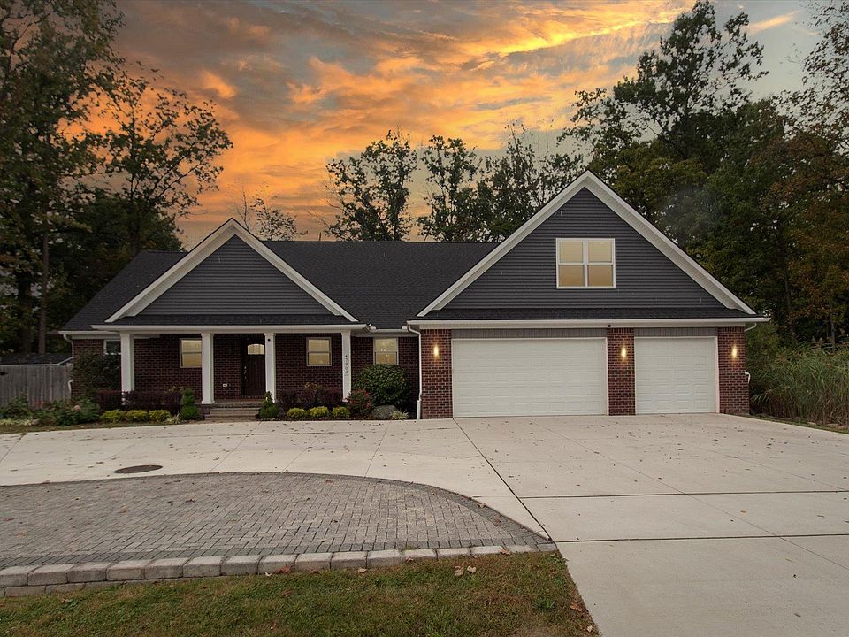 1st image of 47903 Brandenburg Dr