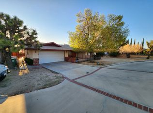 7505 Fairway Dr, Yucca Valley, CA 92284