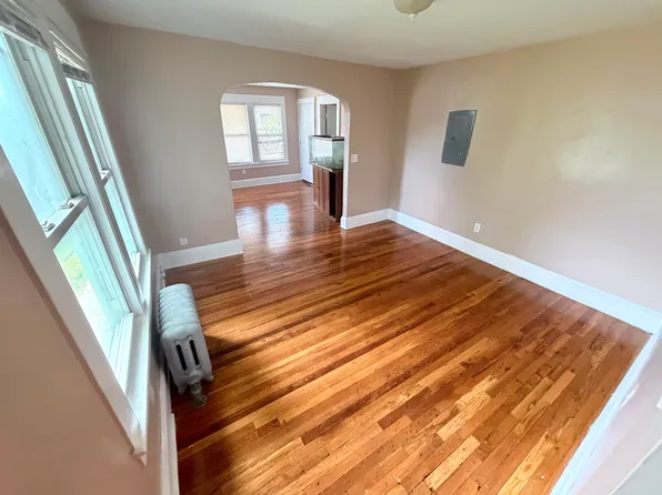 51-53 Clifton Ave, Springfield, MA 01105
