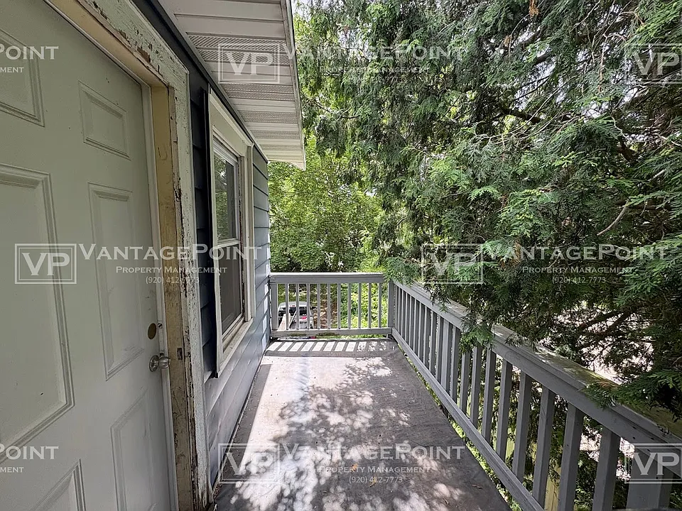 309 S Webster Ave