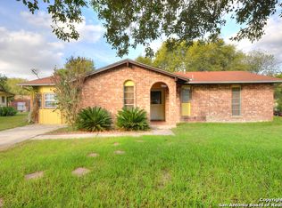 514 Oak Dr, Converse, TX 78109