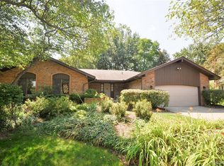 5325 Corbin Dr, Troy, MI