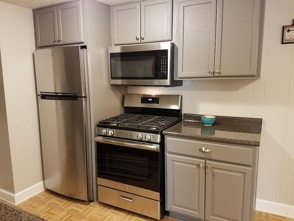 1st image of 1621 Smith St APT 7