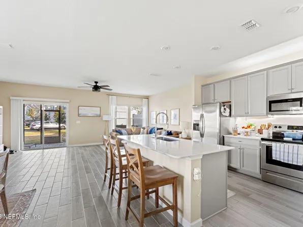 488 Albany Bay Blvd, Saint Johns, FL 32259
