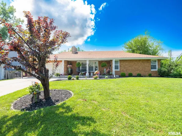 635 W Knoll Crest Dr, Peoria, IL 61614