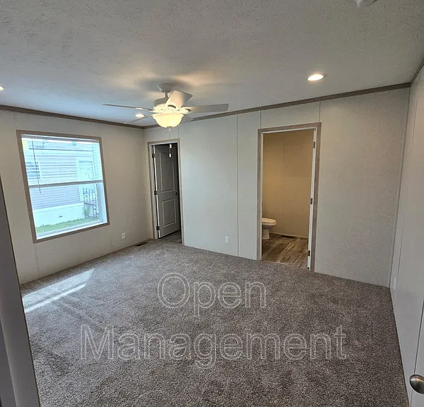 1901 1st St #74 — Photo 14