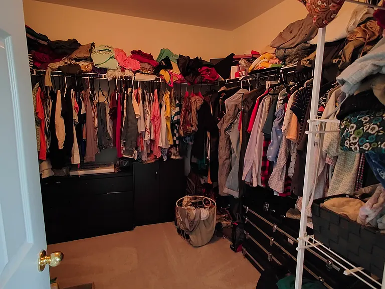 Walk in closet - Main Bedroom.