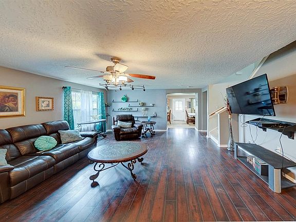 3rd image of 4230 Deerbriar Run Dr