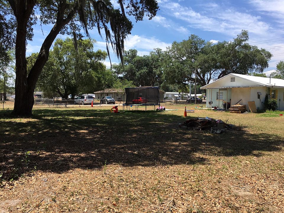 2nd image of 37626 Daughtery Rd