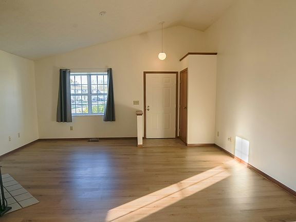 4th image of 6997 Wigwam Way