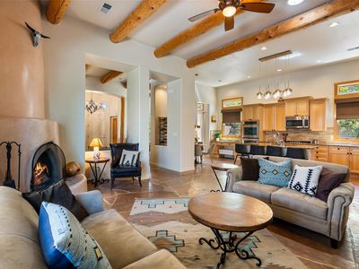 88 Canada Del Rancho, Santa Fe, NM, 87508