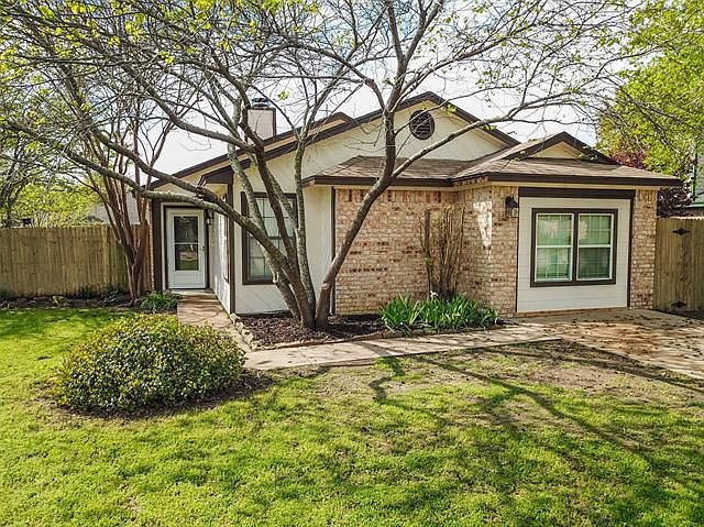 1st image of 3004 Barnes Dr