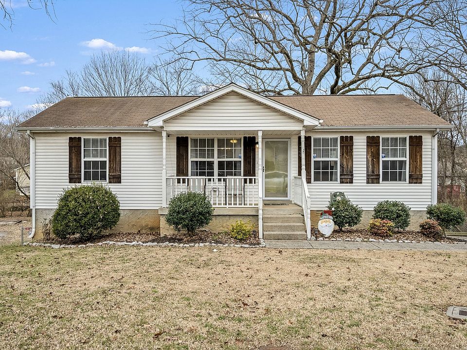 1st image of 108 Hampton Dr