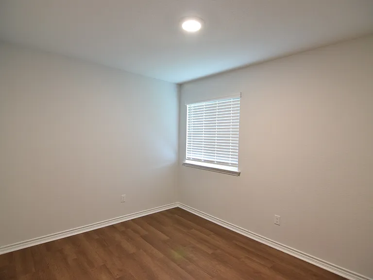 5501 Shire Dr — Photo 13