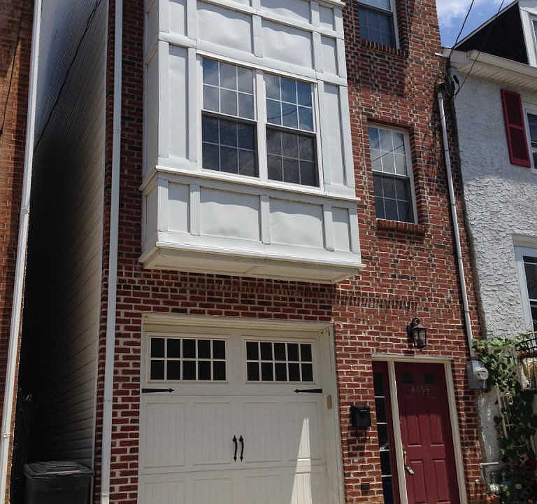 1st image of 4455 Silverwood St