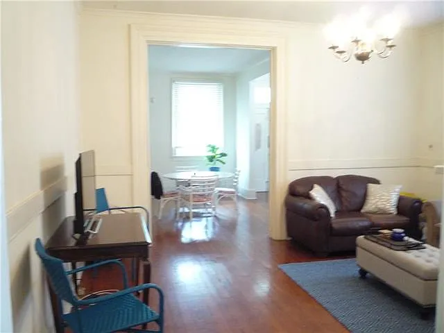 7733 Hampson St — Photo 31