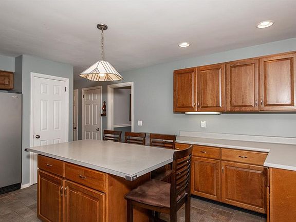 4th image of 2237 Rollingridge Ln
