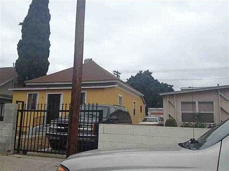 2nd image of 1339 E 51st St