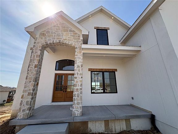 2nd image of 11420 Rye Dr