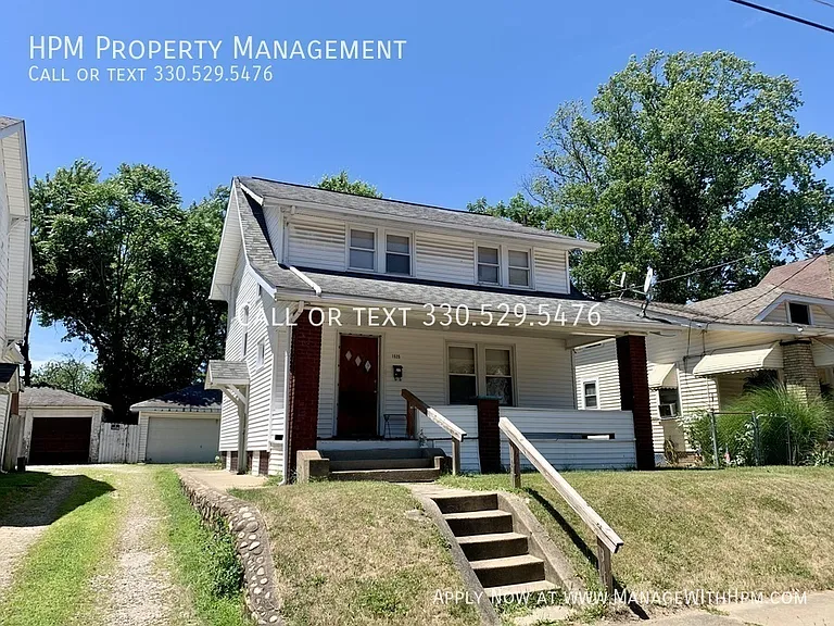 1525 Miami Ct NE — Photo 12