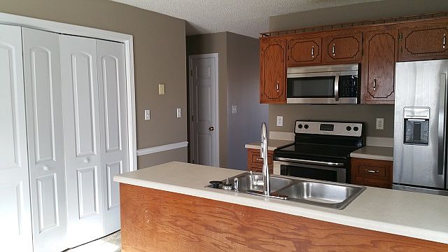 1st image of 433 Cranklen Cir