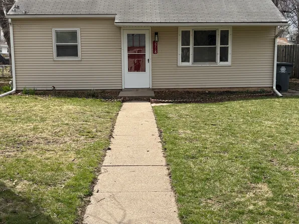 2718 S 9th St, Council Bluffs, IA 51501