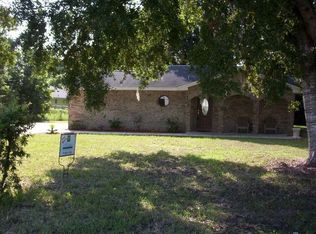 901 E Howe St, Bunnell, FL 32110