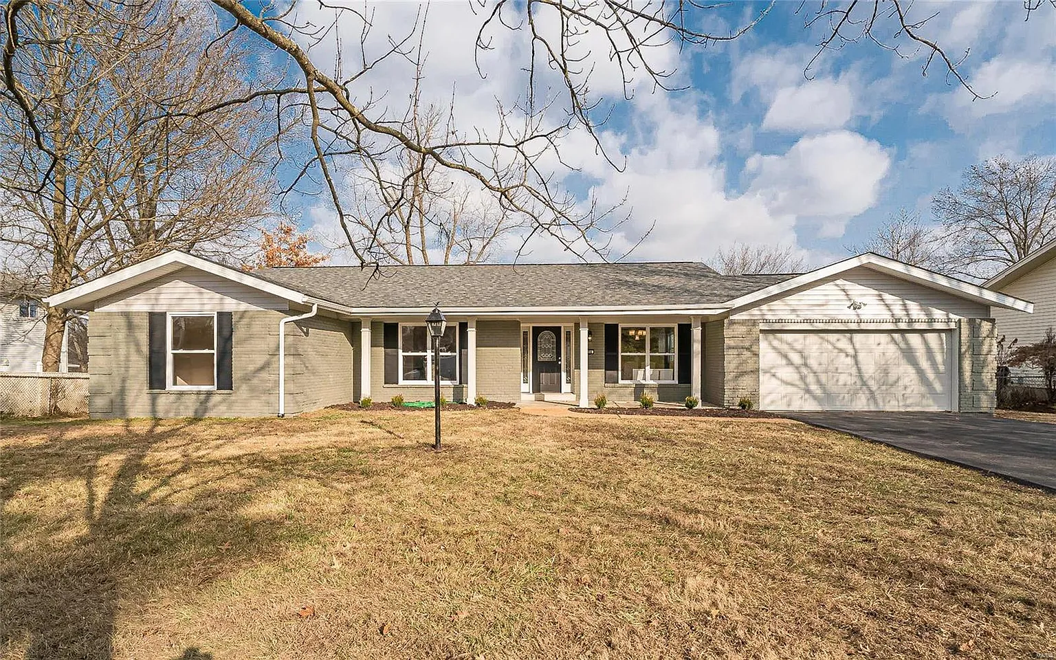658 Tanglewilde Dr photo 1