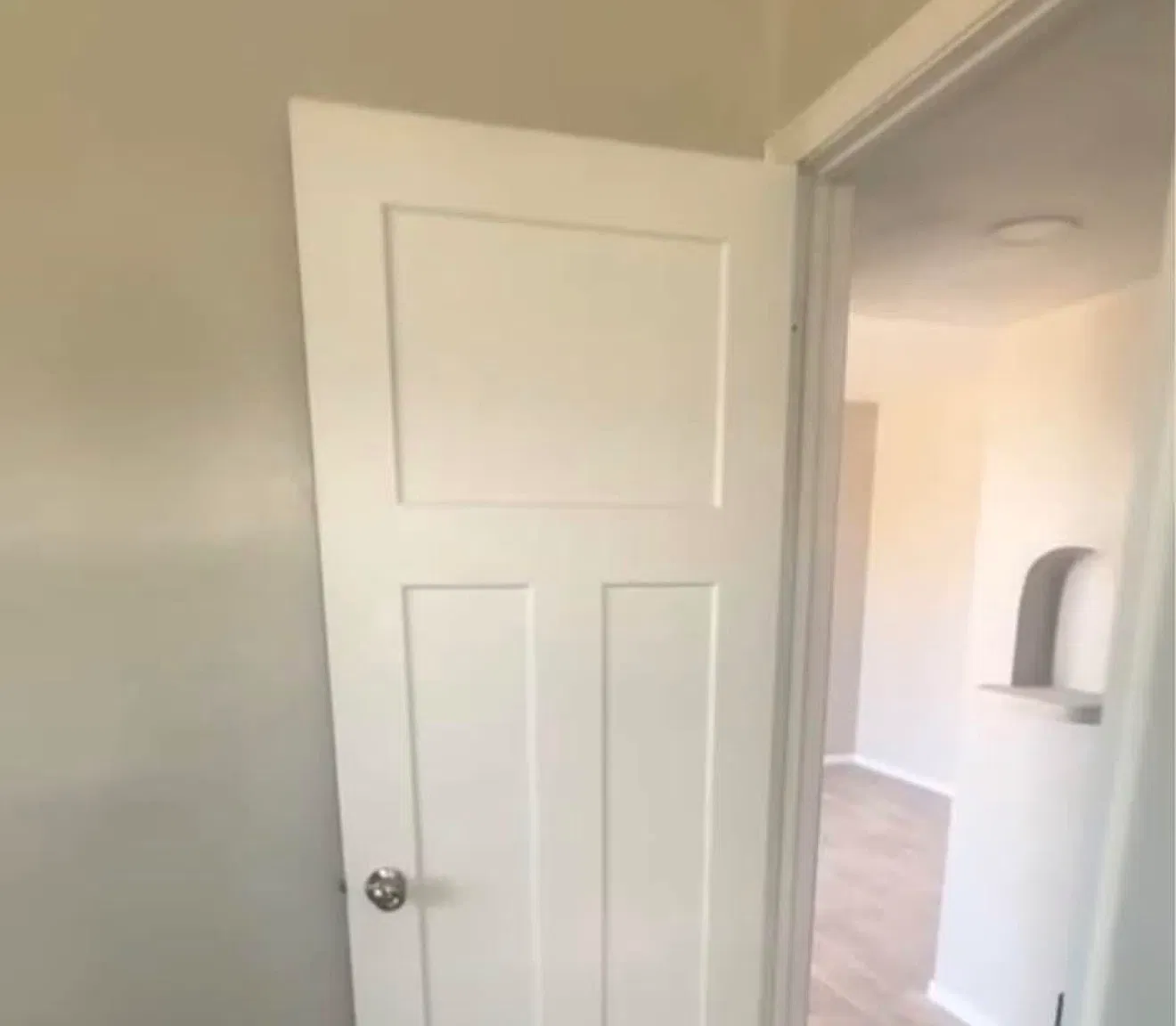 5 bed, 1800 sqft, $1,500 — Photo 1