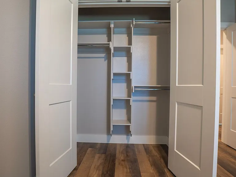 1733 Booker Cir — Photo 18
