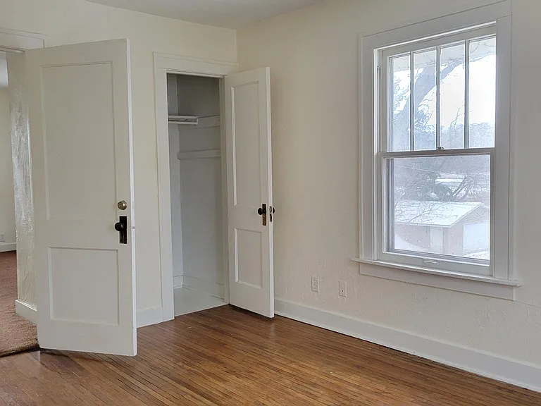 512 College Ave #2 — Photo 10