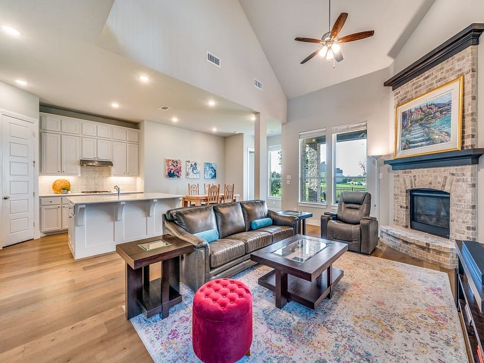 イブヌ　送料分 762 Corner Post Path, Celina, TX 75009 | Zillow