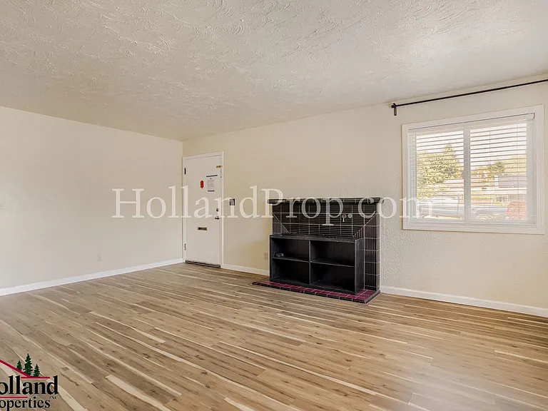 11436 SE 33rd Ave — Photo 5