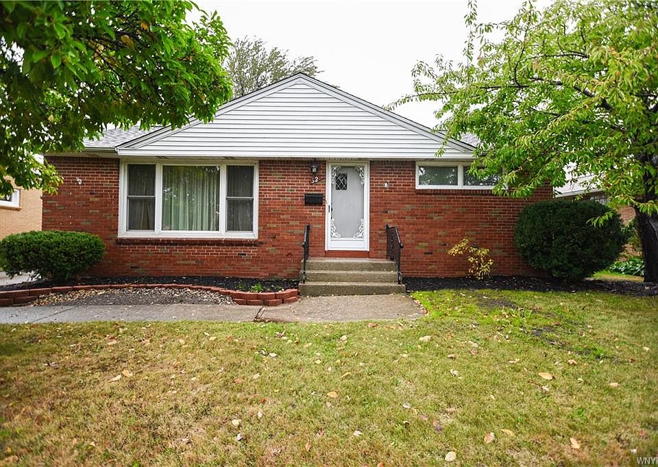 1st image of 32 Hillside Ave