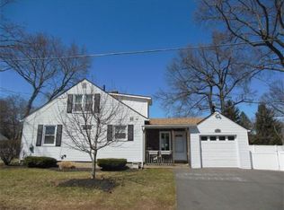 166 Morton St, West Springfield, MA 01089