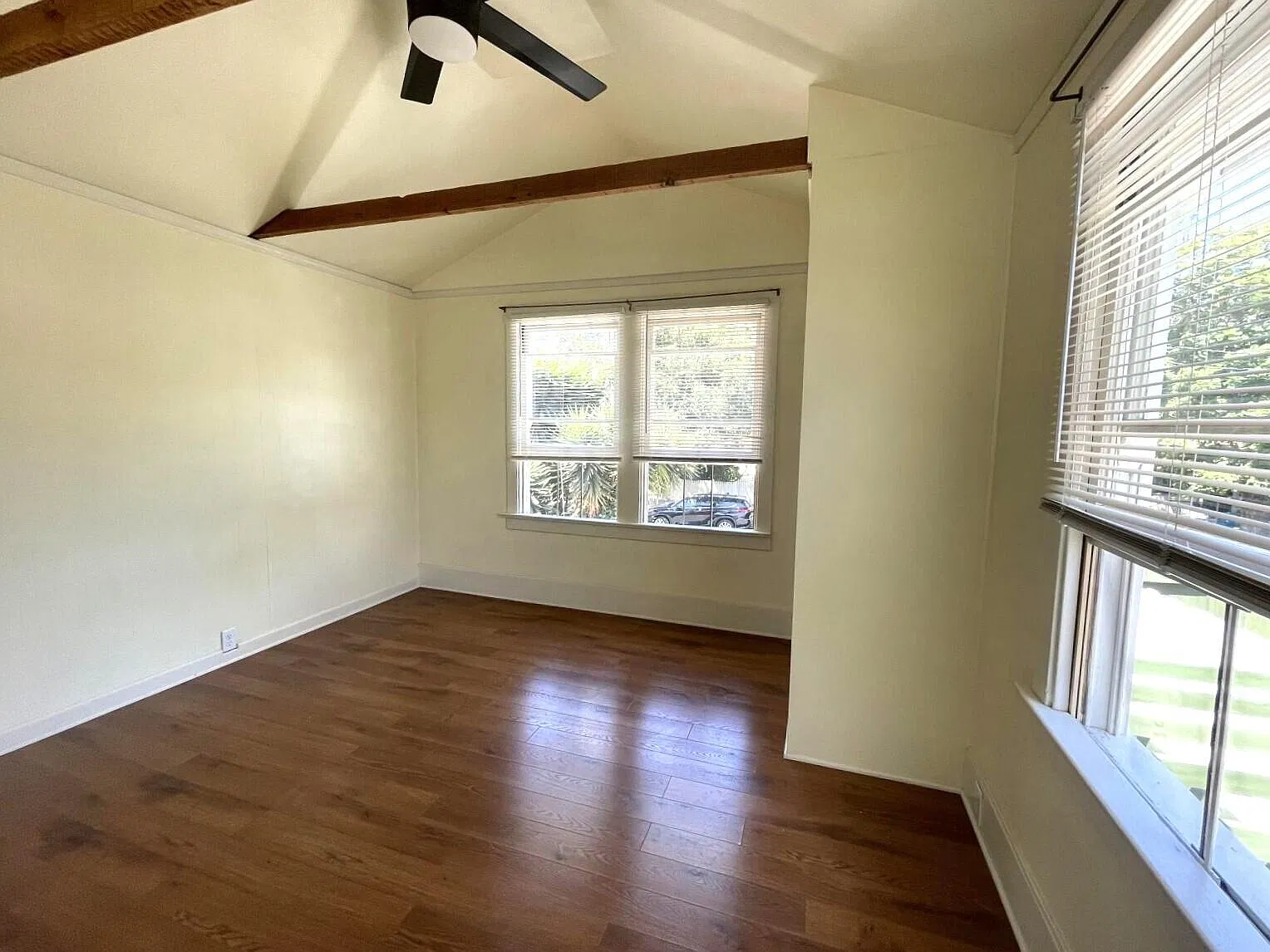 Studio, $2,350 — Photo 2