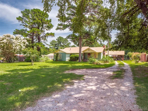 2708 Hardy Springs Rd, McAlester, OK 74501