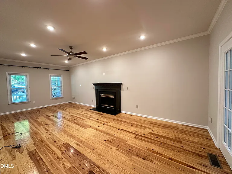 1612 Farmington Grove Dr — Photo 13