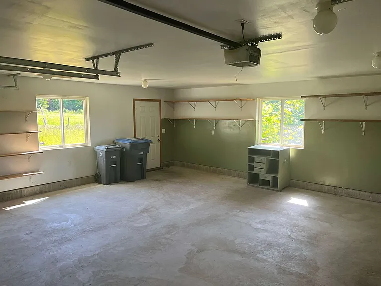 470 E Rasor Rd — Photo 12