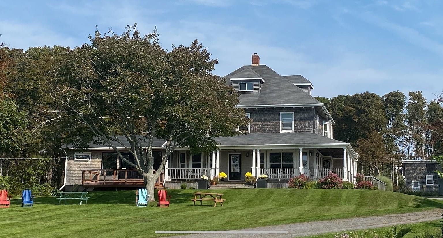 21 Breakwater St, Souris, PE C0A 2B0 MLS 202215062 Zillow