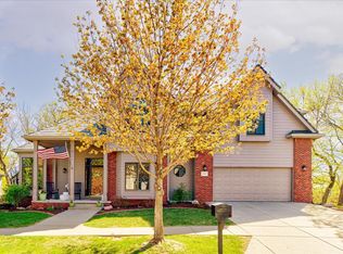 1609 Skyline Dr, Council Bluffs, IA 51503