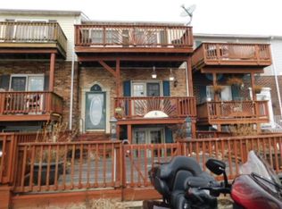 6 Villa Capri Cir, Essex, MD 21221