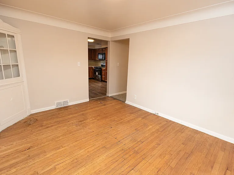 14509 Cedar Rd S #1 — Photo 8