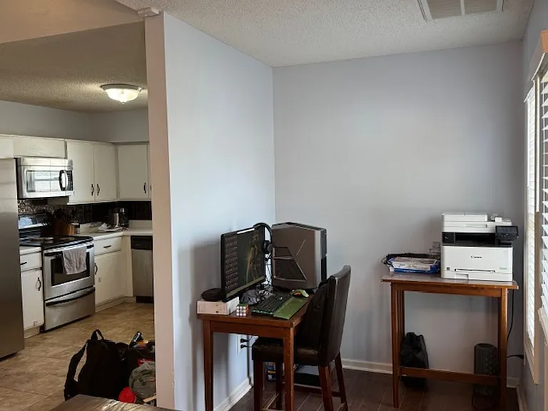 224 Hemlock Dr — Photo 4