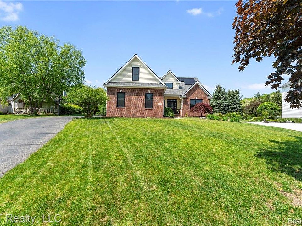 1st image of 8617 Bonaventure Dr