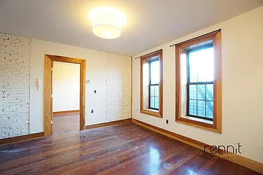 Rented by Rennit Inc.