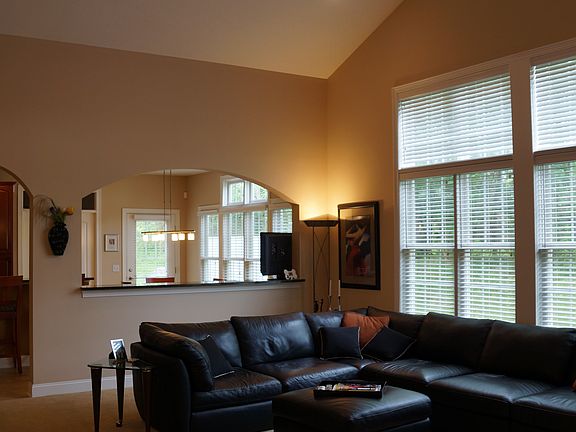 4th image of 150 Stonecreek Dr