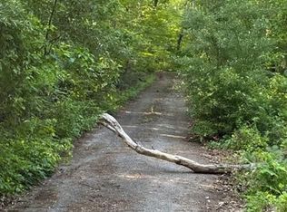 70 Great Ring Rd, Sandy Hook, CT 06482